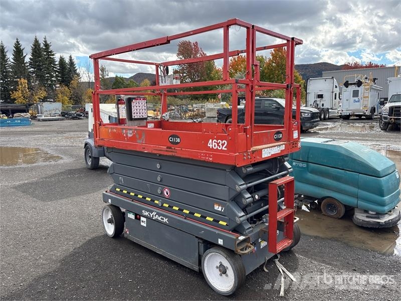 SkyJack SJ4632 Electric Scissor Lift Scheren-Arbeitsbühnen