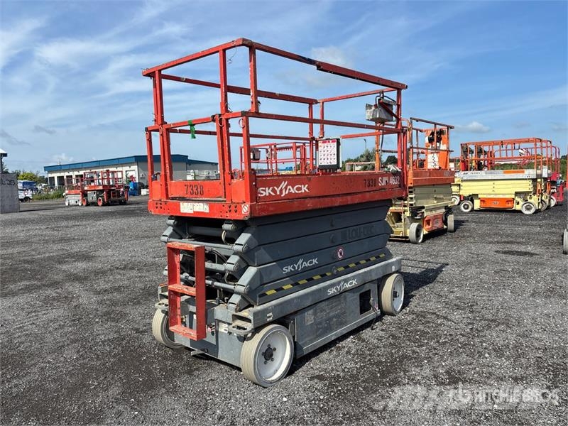 SkyJack SJ4632 Electric Scissor Lift Scissor lifts