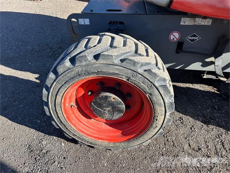 SkyJack SJ46AJ Strēles pacēlāji