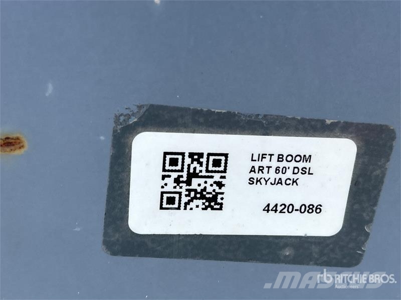 SkyJack SJ63AJ 4WD Diesel Articulating Boom Lift Zglobne podizne platforme