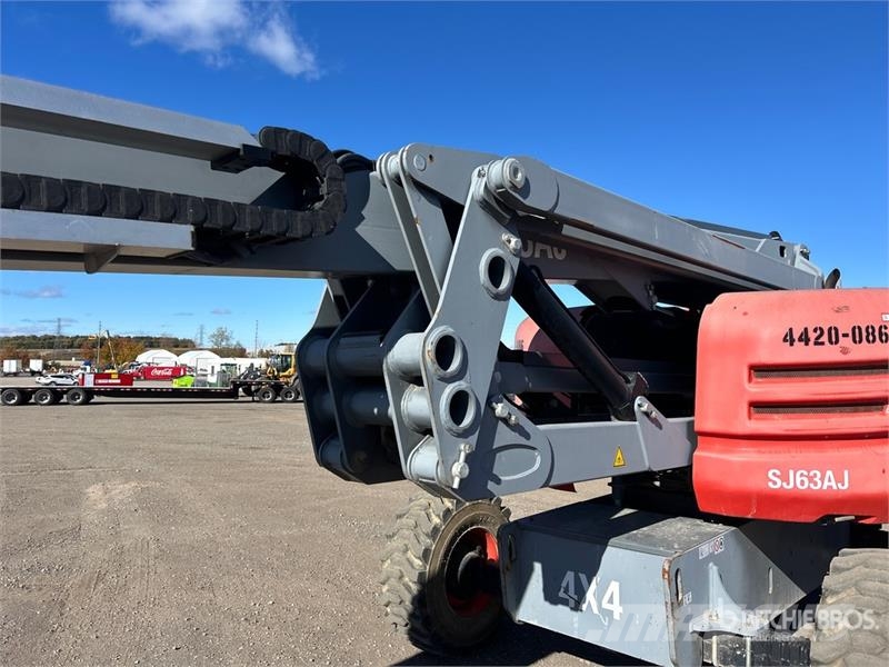 SkyJack SJ63AJ 4WD Diesel Articulating Boom Lift Zglobne podizne platforme