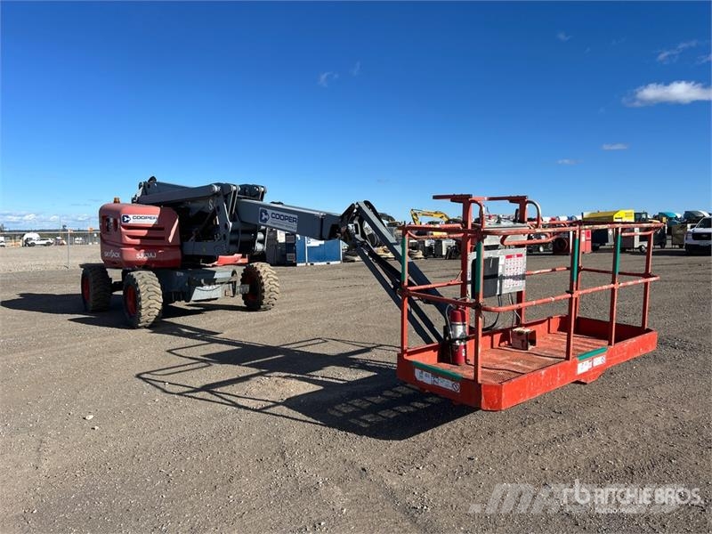 SkyJack SJ63AJ 4WD Diesel Articulating Boom Lift Gelenkteleskoparbeitsbühnen