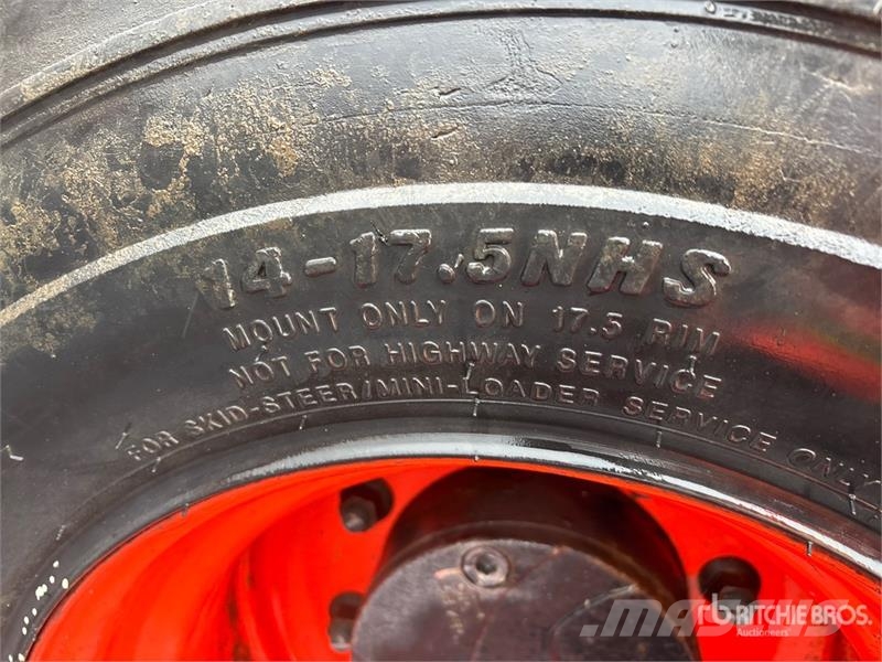 SkyJack SJ63AJ 4WD Dual Fuel Articulating Boom Lift Strēles pacēlāji