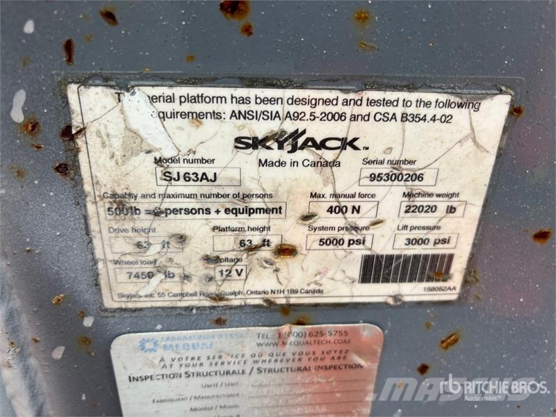 SkyJack SJ63AJ 4WD Dual Fuel Articulating Boom Lift Strēles pacēlāji