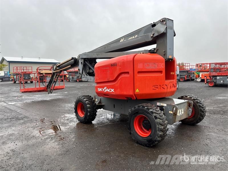 SkyJack SJ63AJ 4WD Dual Fuel Articulating Boom Lift رافعات سلة مفصلية