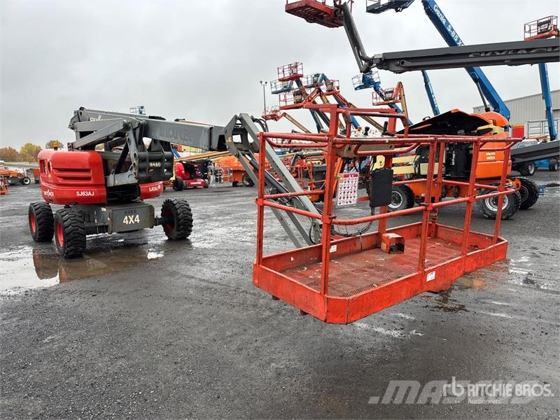 SkyJack SJ63AJ 4WD Dual Fuel Articulating Boom Lift رافعات سلة مفصلية