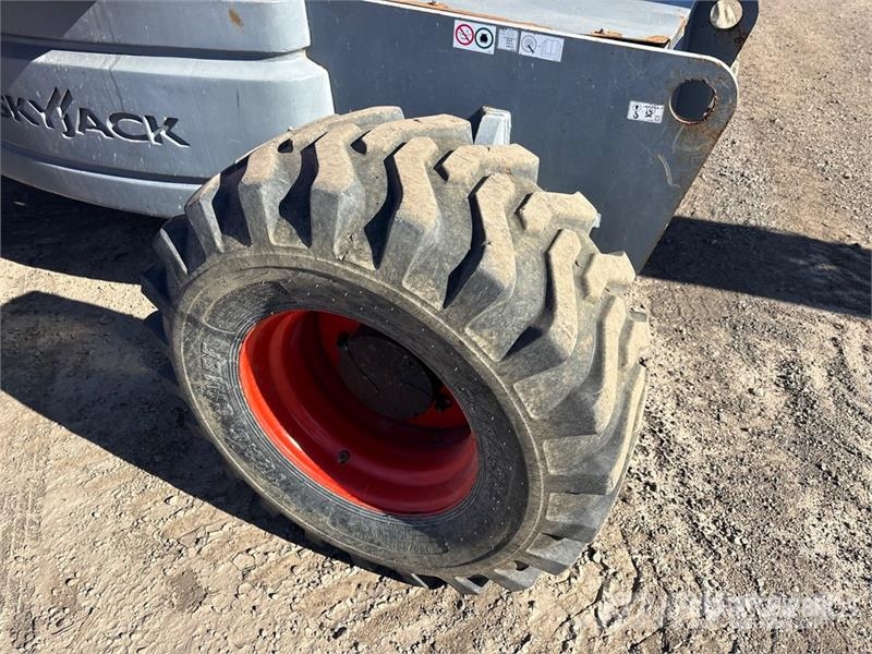 SkyJack SJ66T 4WD Diesel Telescopic Boom Lift رافعات سلة تلسكوبية