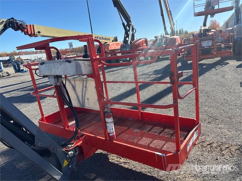 SkyJack SJ66T 4WD Diesel Telescopic Boom Lift رافعات سلة تلسكوبية