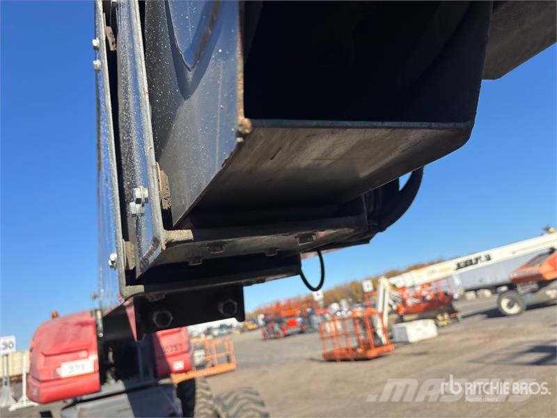 SkyJack SJ66T 4WD Diesel Telescopic Boom Lift رافعات سلة تلسكوبية
