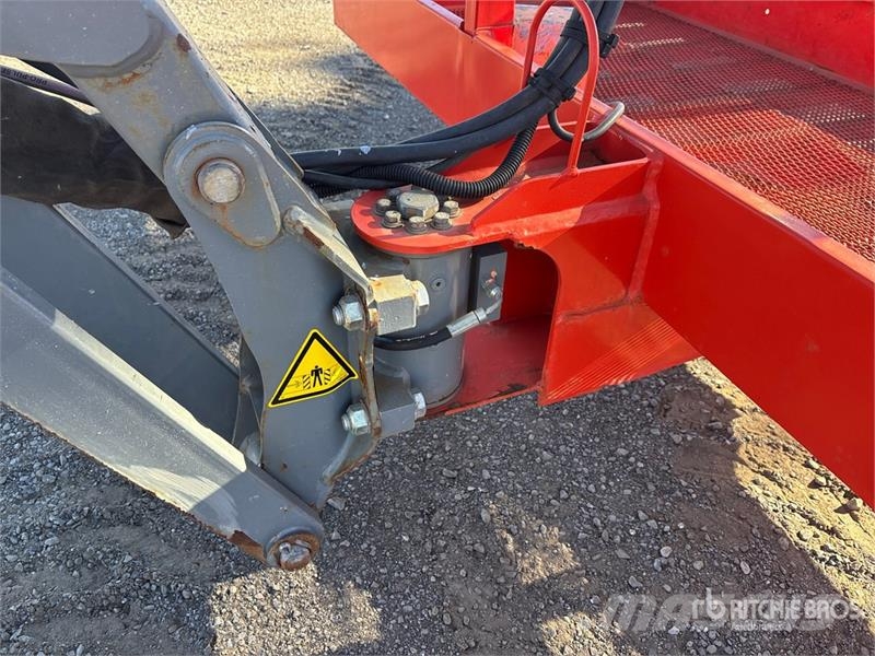 SkyJack SJ66T 4WD Diesel Telescopic Boom Lift رافعات سلة تلسكوبية