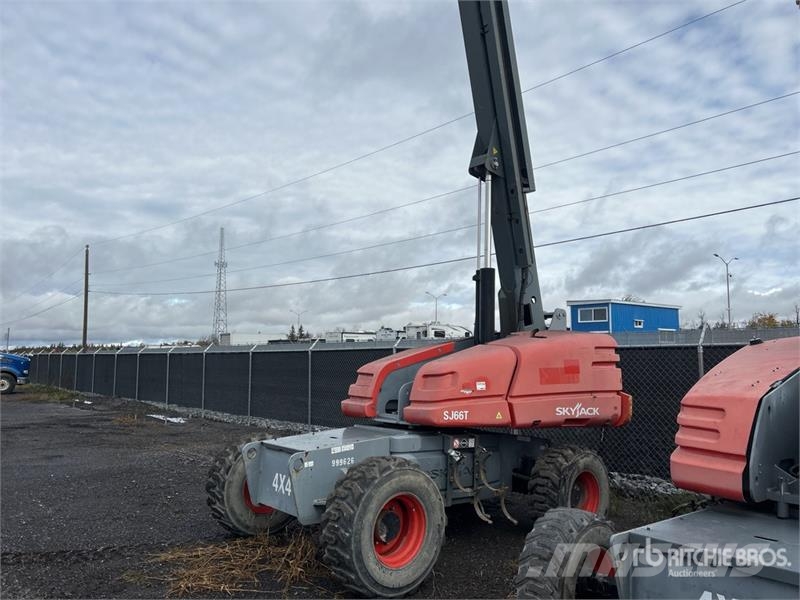 SkyJack SJ66T 4WD Dual Fuel Telescopic Boom Lift Teleskopbühnen