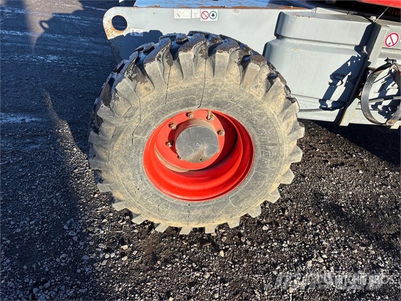 SkyJack SJ66T 4WD Dual Fuel Telescopic Boom Lift Teleskopbühnen