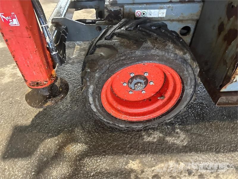 SkyJack SJ6826 RT Šķerveida pacēlāji