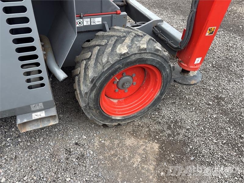SkyJack SJ6826 RT Saxliftar
