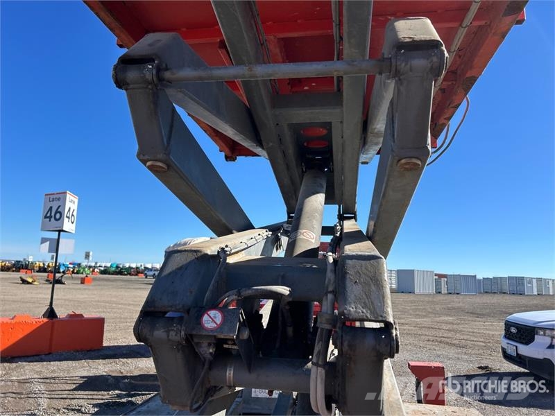 SkyJack SJ6826 RT Šķerveida pacēlāji