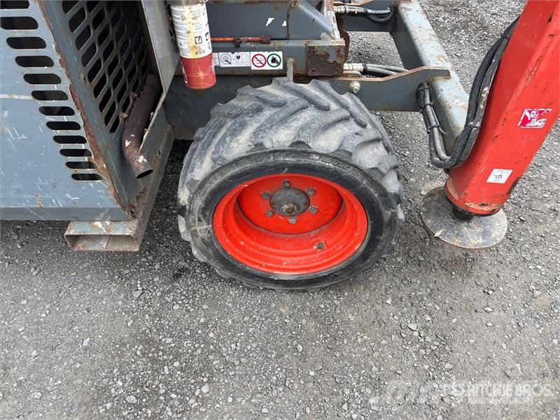 SkyJack SJ6832 RT Šķerveida pacēlāji