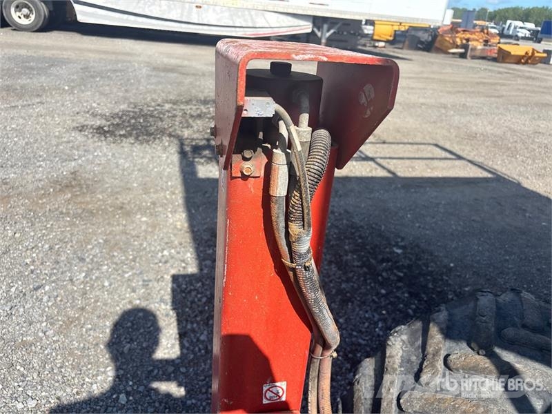 SkyJack SJ6832 RT Scissor lifts