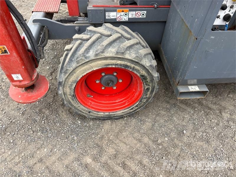 SkyJack SJ6832 RT Škaraste platforme