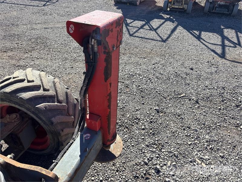 SkyJack SJ6832 RT رافعات مقصية الشكل