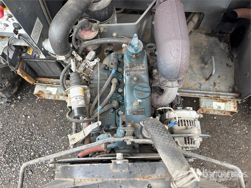 SkyJack SJ6832 RT رافعات مقصية الشكل