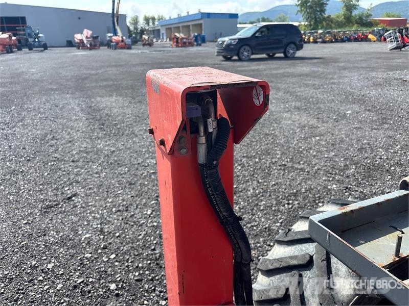 SkyJack SJ6832 RT Scissor lifts