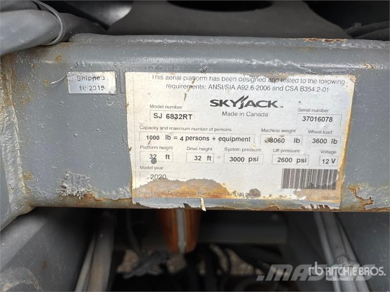 SkyJack SJ6832 RT Škaraste platforme