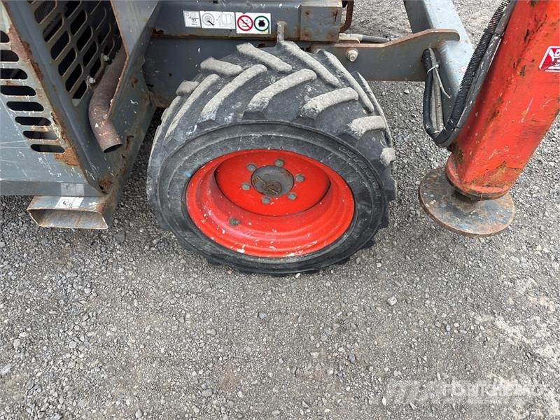 SkyJack SJ6832 RT Šķerveida pacēlāji
