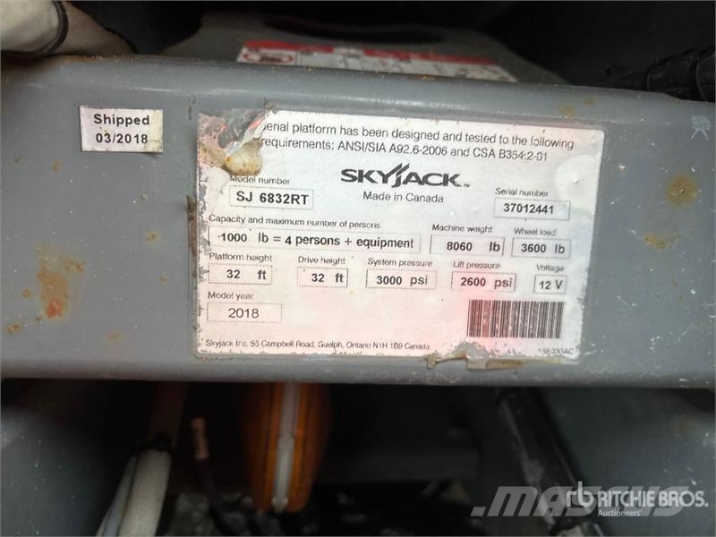 SkyJack SJ6832 RT Šķerveida pacēlāji