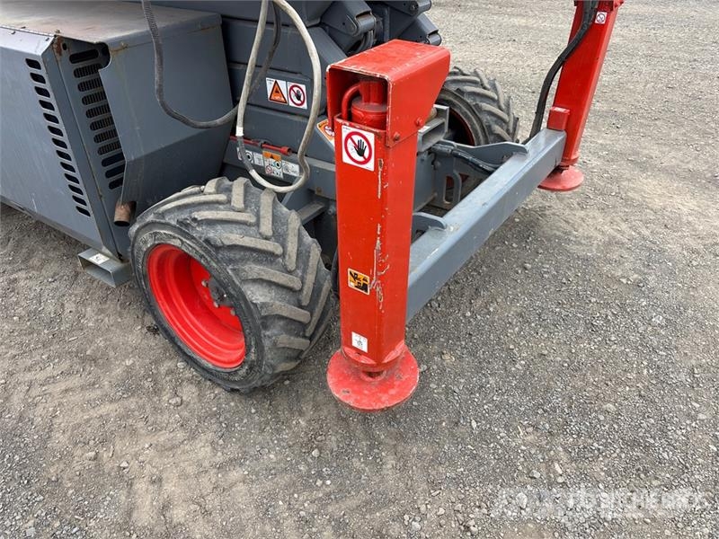 SkyJack SJ6832 RT Škaraste platforme