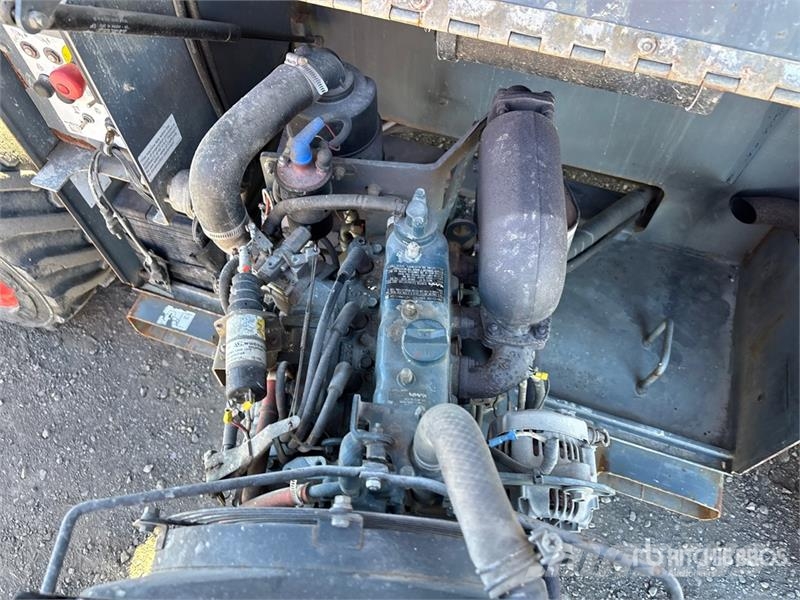 SkyJack SJ6832 RT رافعات مقصية الشكل