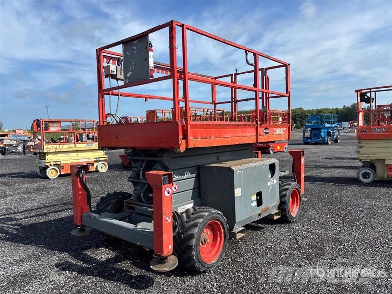 SkyJack SJ6832 RT Scissor lifts