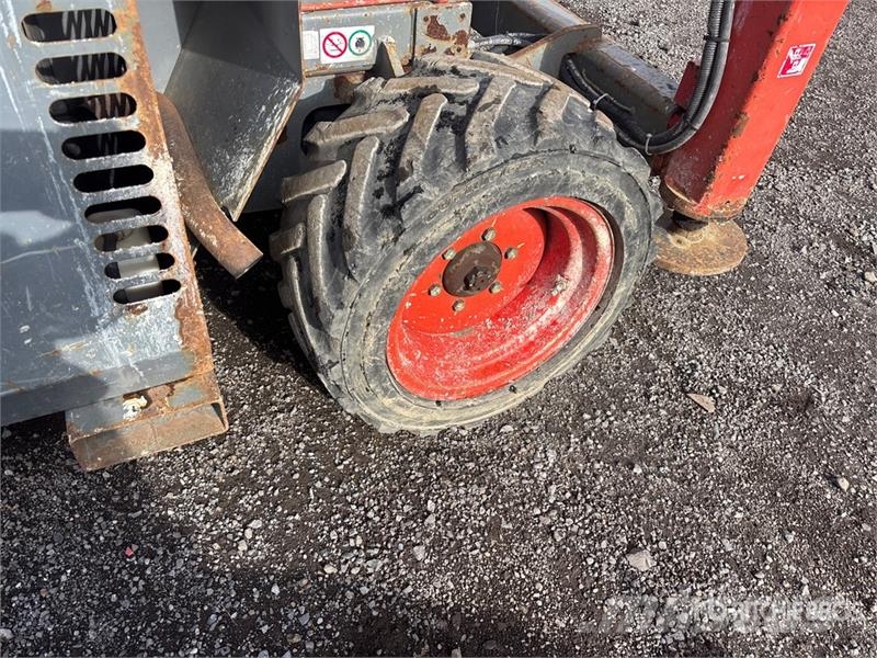 SkyJack SJ6832 RT Ножничные подъемники