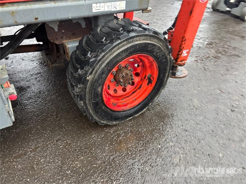 SkyJack SJ7127 RT Šķerveida pacēlāji