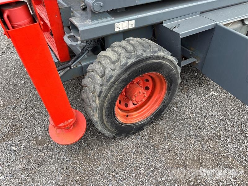 SkyJack SJ7127 RT Ножични работни платформи