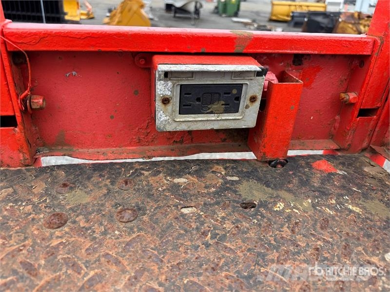 SkyJack SJ7127 RT Ножични работни платформи