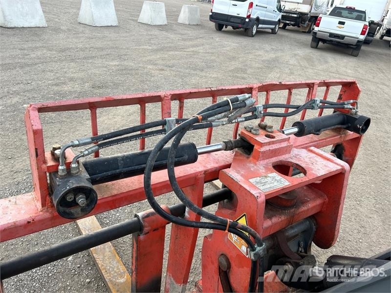 SkyJack SJ843TH Telehandler مناولات متداخلة