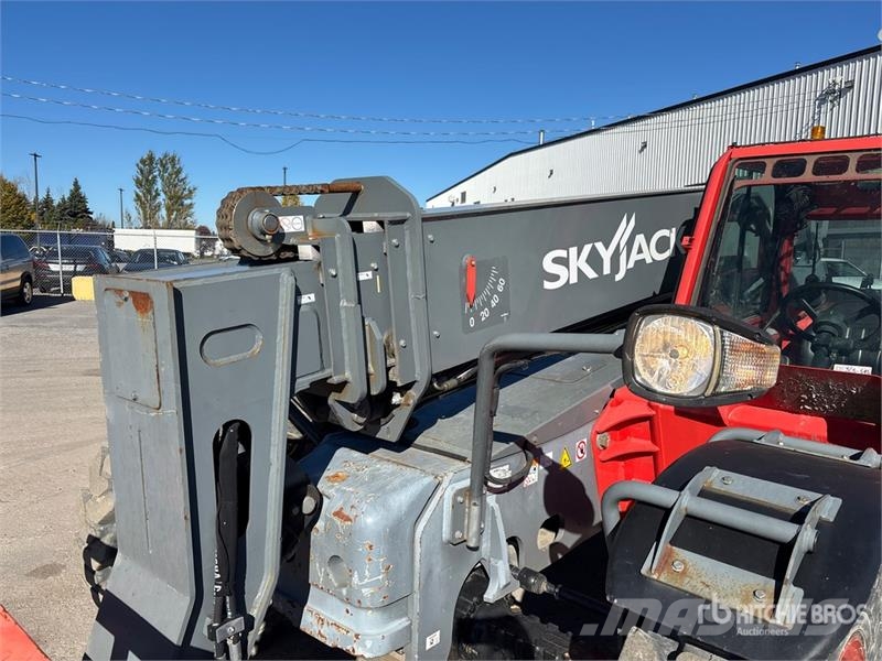 SkyJack SJ843TH Telehandler 伸缩臂叉装车|叉装车