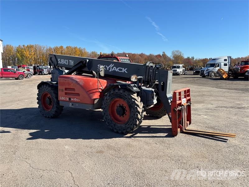 SkyJack SJ843TH Telehandler 伸缩臂叉装车|叉装车