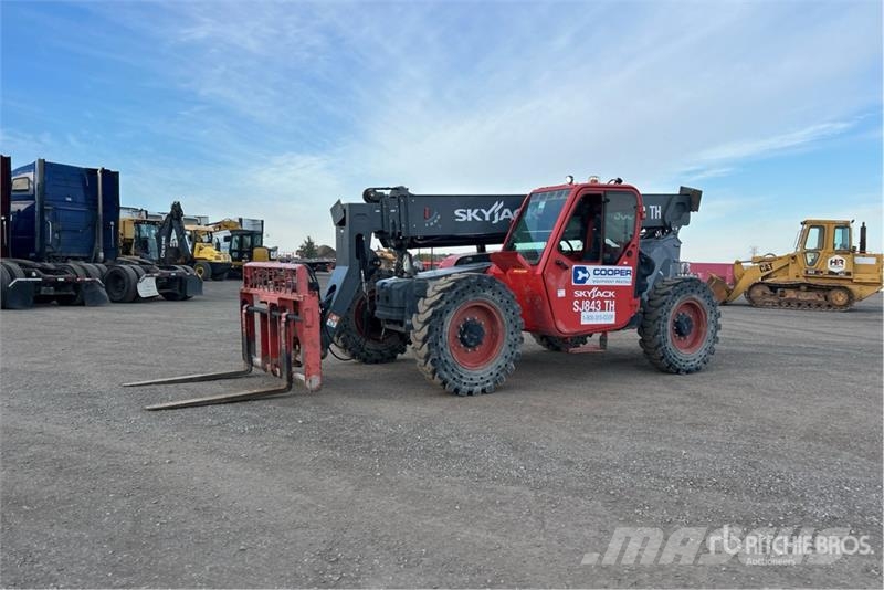 SkyJack SJ843TH Telehandler مناولات متداخلة
