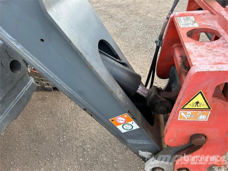 SkyJack SJ843TH Telehandler مناولات متداخلة