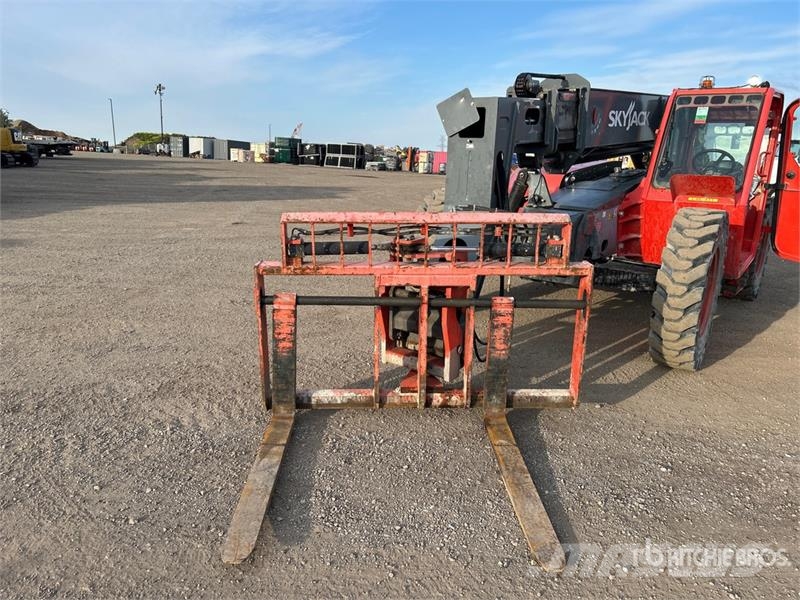 SkyJack SJ843TH Telehandler مناولات متداخلة