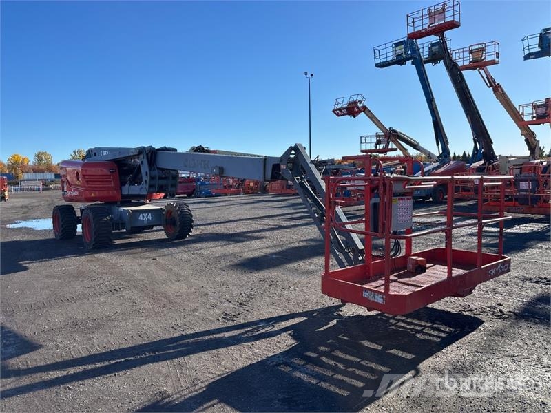 SkyJack SJ85AJ 4WD Diesel Articulating Boom Lift Karos emelők