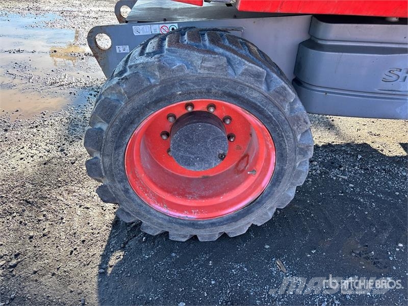 SkyJack SJ85AJ 4WD Diesel Articulating Boom Lift Karos emelők
