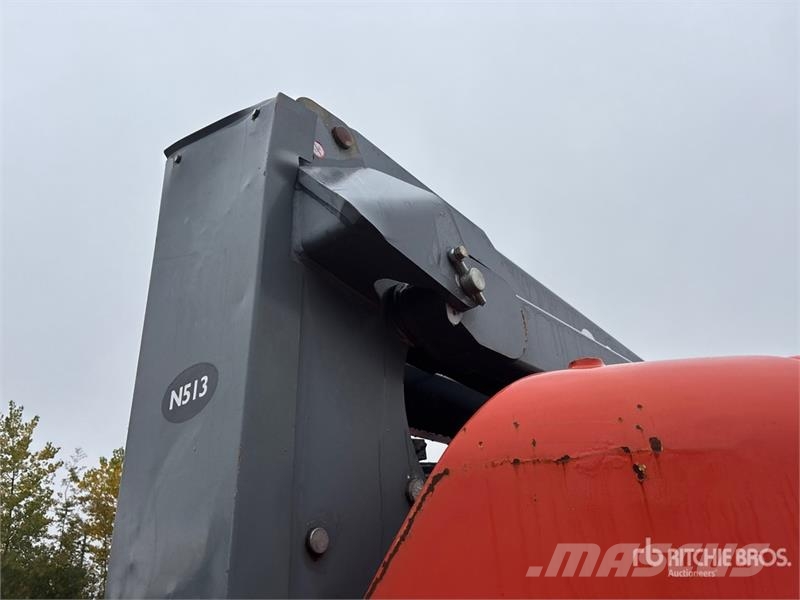 SkyJack SJ85AJ 4WD Diesel Articulating Boom Lift رافعات سلة مفصلية