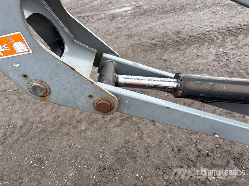 SkyJack SJ86T 4WD Diesel Telescopic Boom Lift Telescopic boom lifts