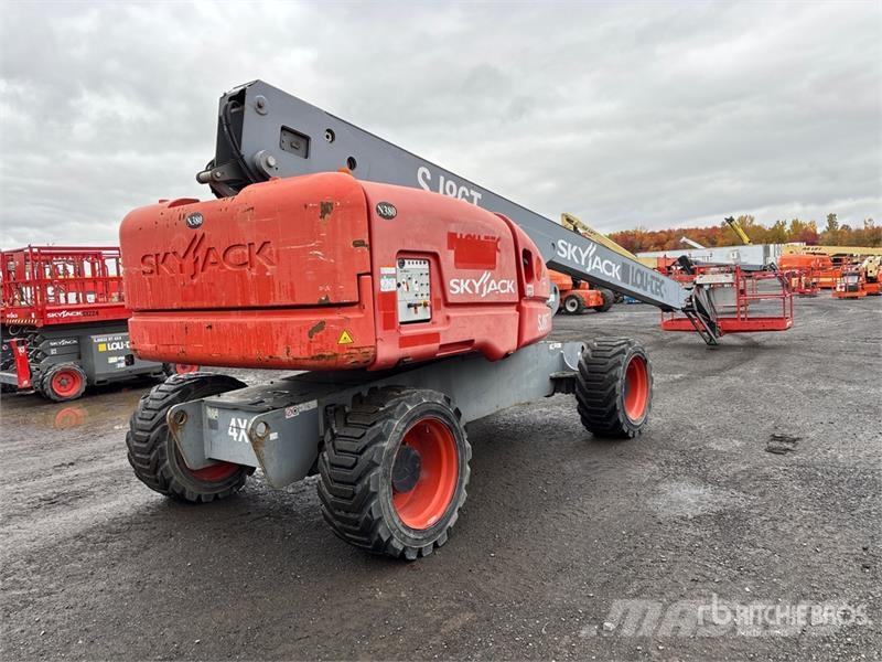 SkyJack SJ86T 4WD Diesel Telescopic Boom Lift Telescopic boom lifts