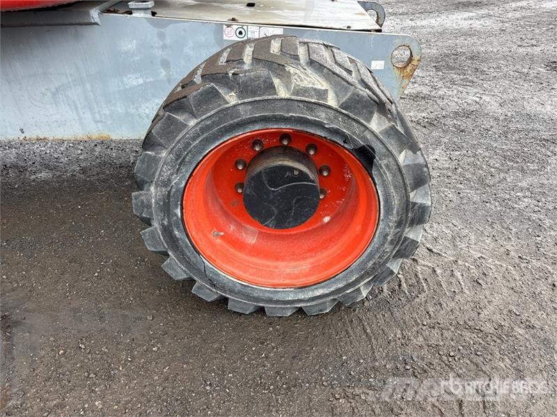 SkyJack SJ86T 4WD Diesel Telescopic Boom Lift Telescopic boom lifts