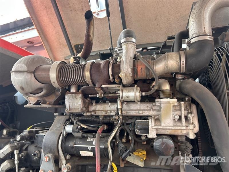 SkyJack SJ86T 4WD Diesel Telescopic Boom Lift Teleskopbühnen