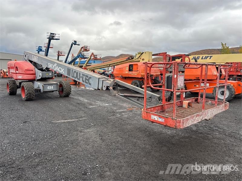 SkyJack SJ86T 4WD Diesel Telescopic Boom Lift Teleskopbühnen