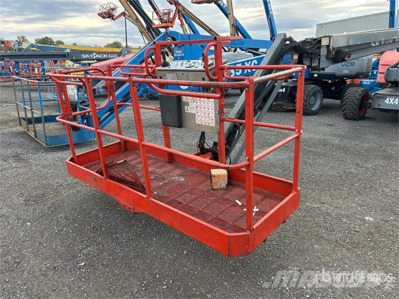SkyJack SJ86T 4WD Diesel Telescopic Boom Lift Teleskopiskie pacēlāji
